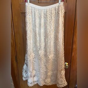 Elegant light gold Embroidered Skirt - Soulmates